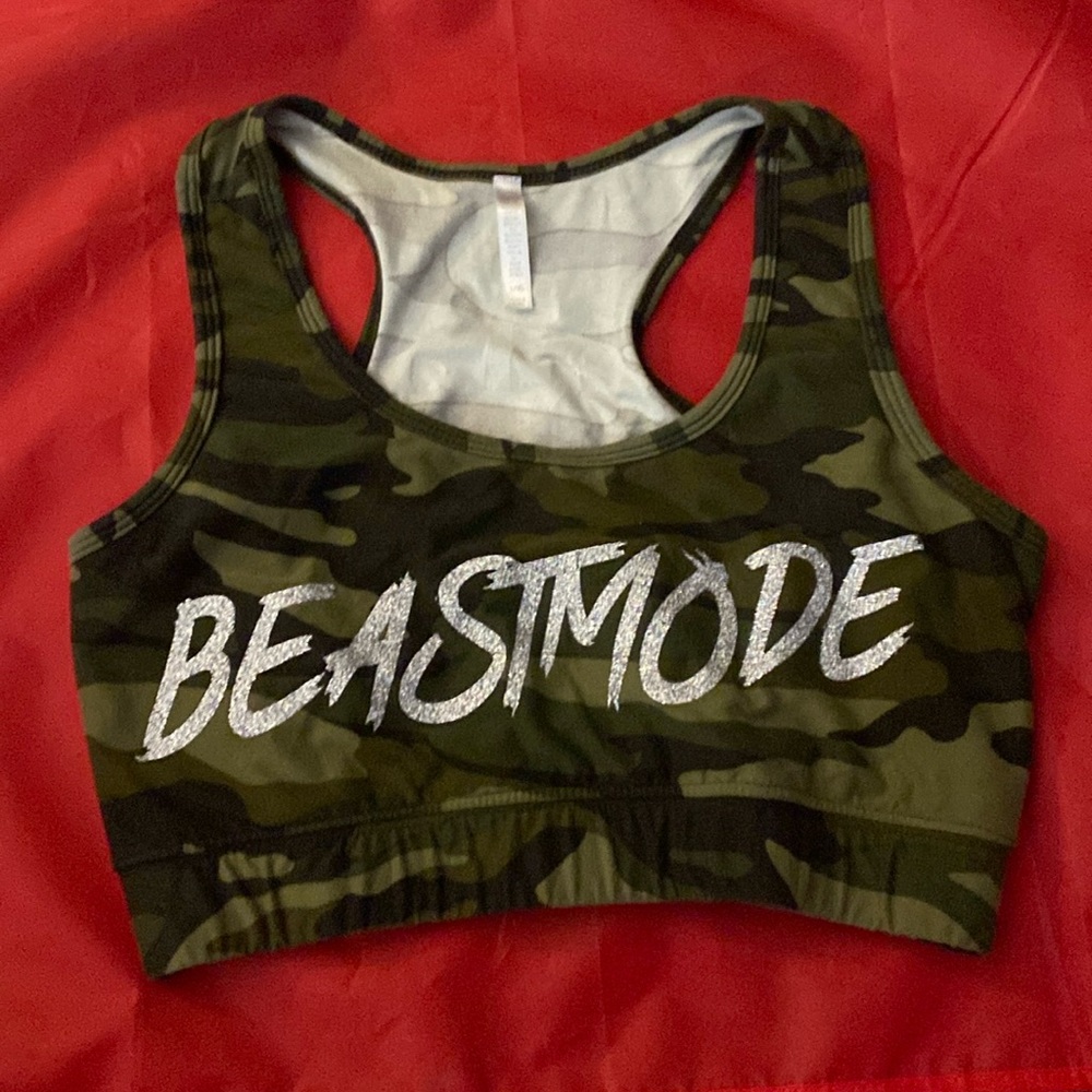Sports bra camouflage